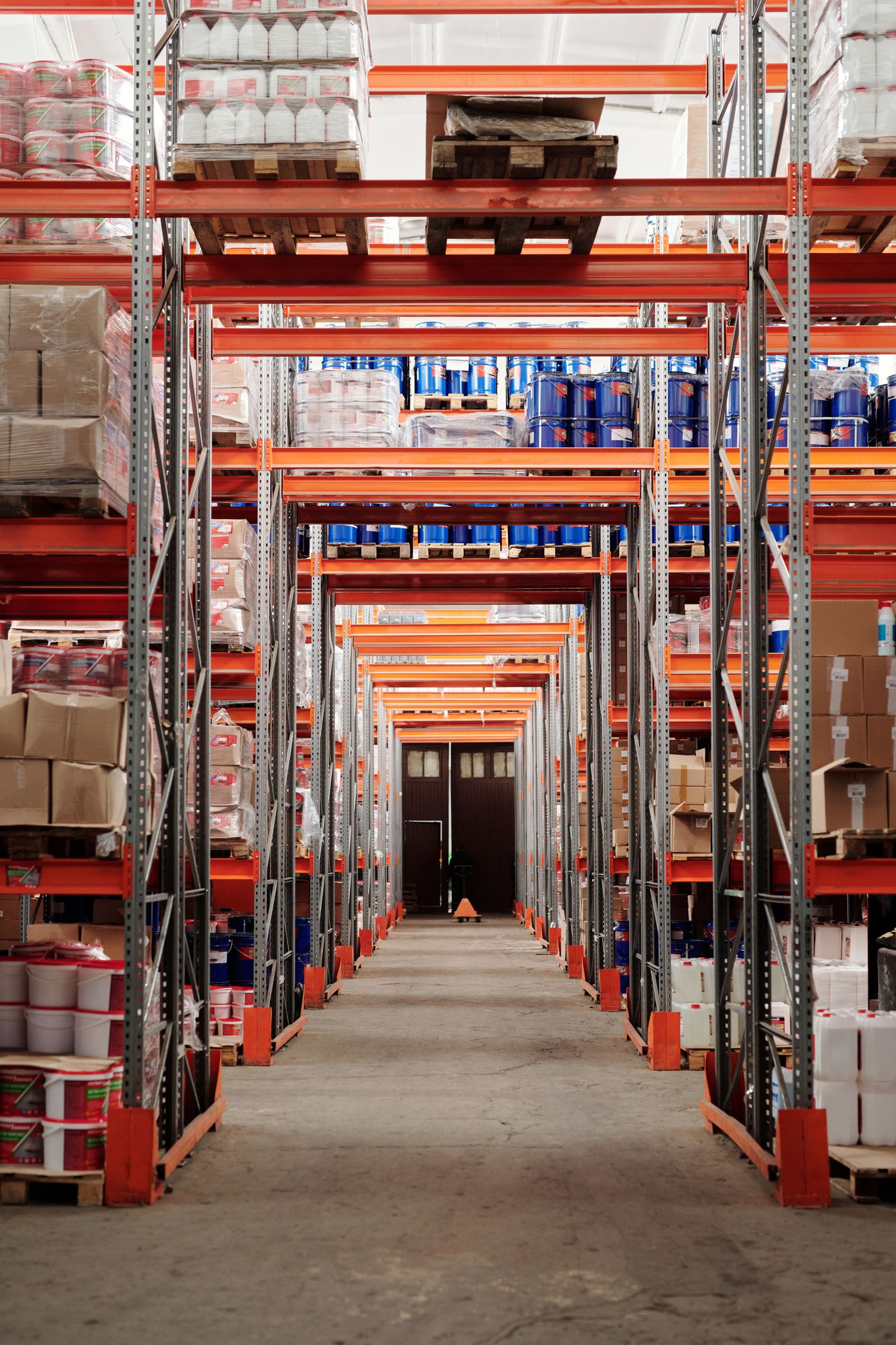 Foto representatif gudang logistik